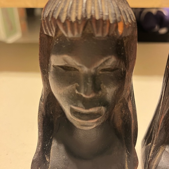 Sculpture hand carved wood. Representing an Indian woman and man measuring 11 cm - Picture 5 of 16